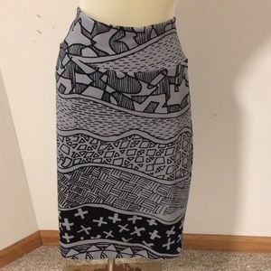 Lularoe Cassie skirt, size large!
